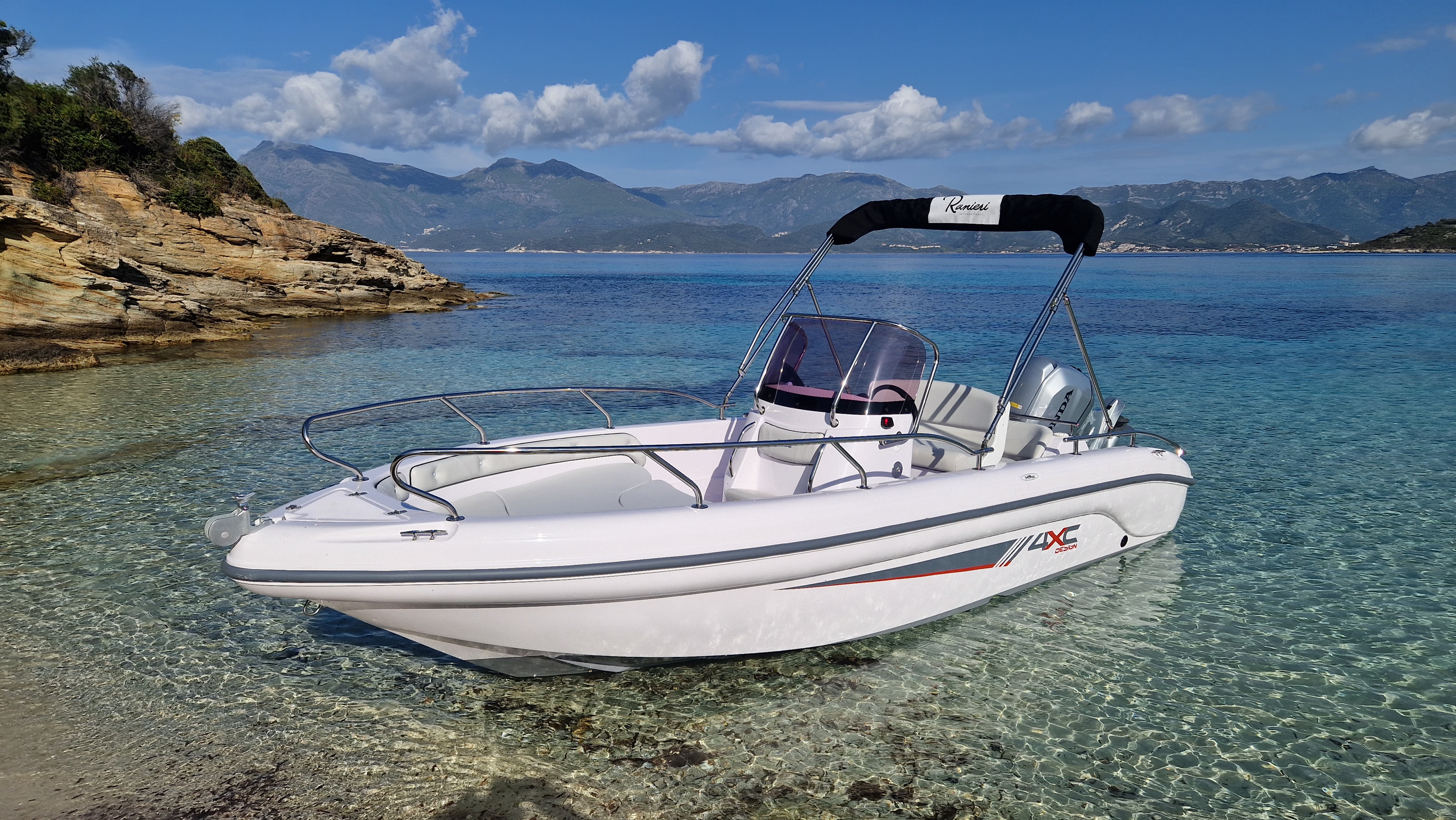 Photos du bateau "H19CC"