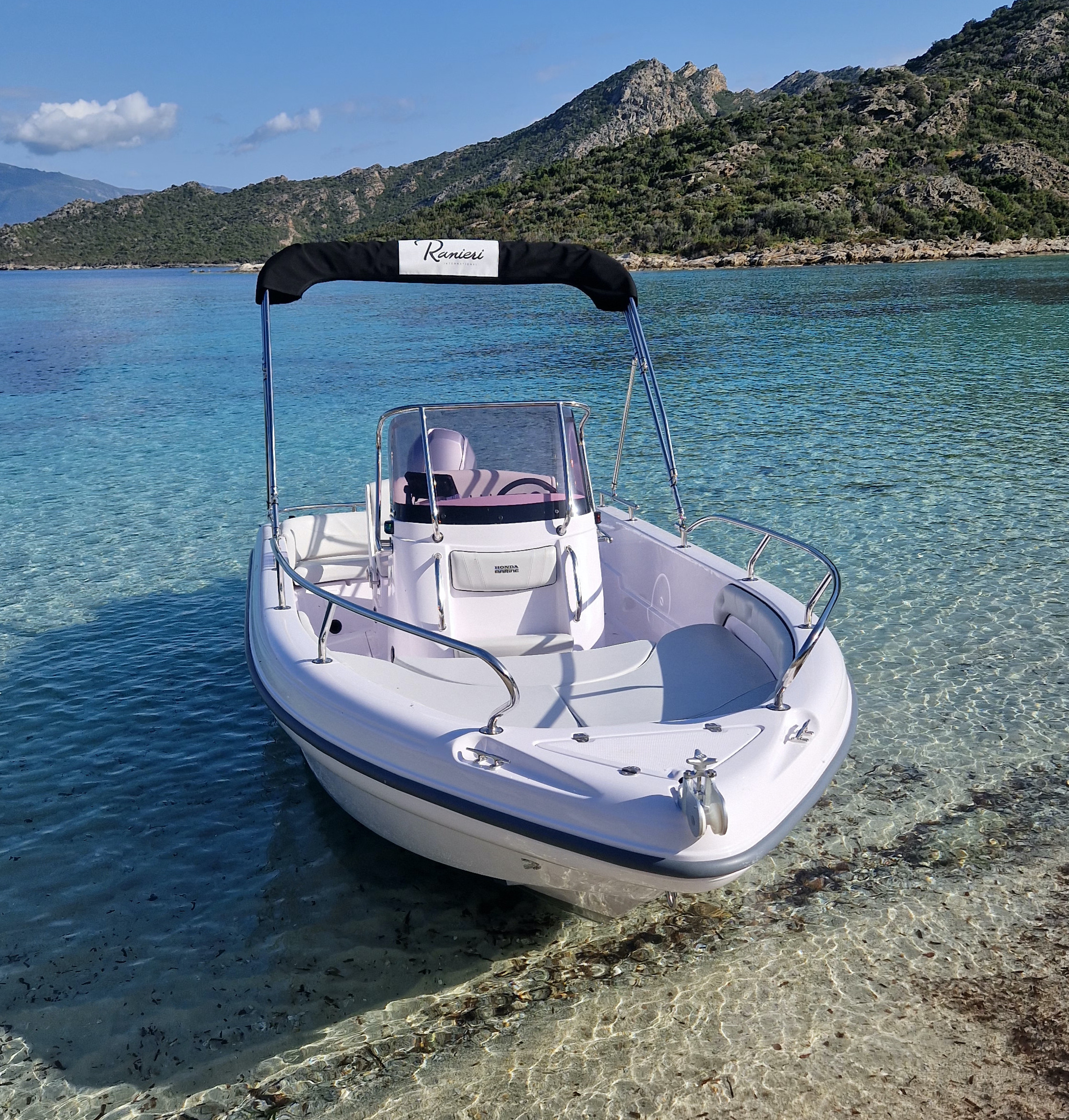 Photos du bateau "H19CC"