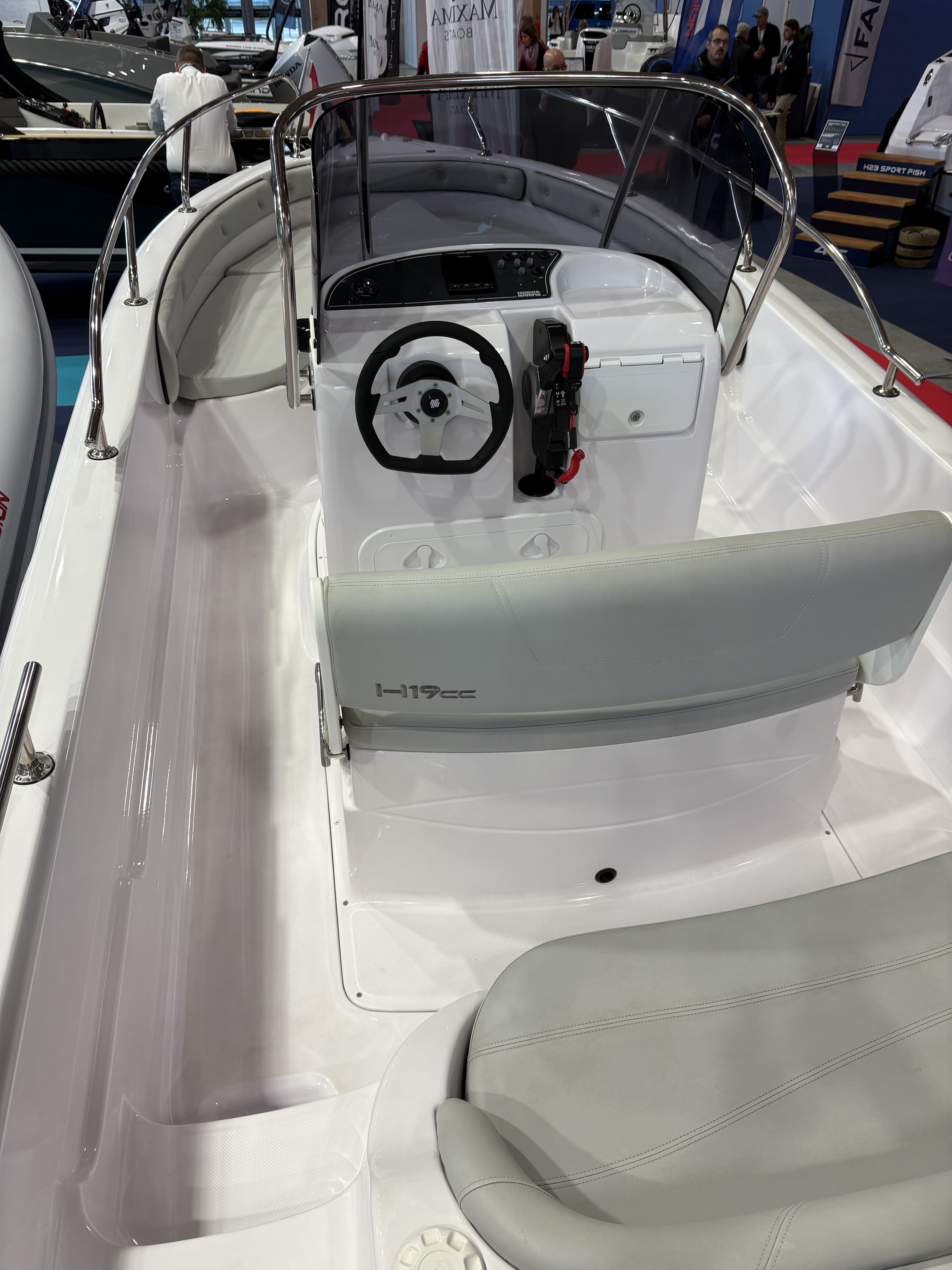 Photos du bateau "H19CC"