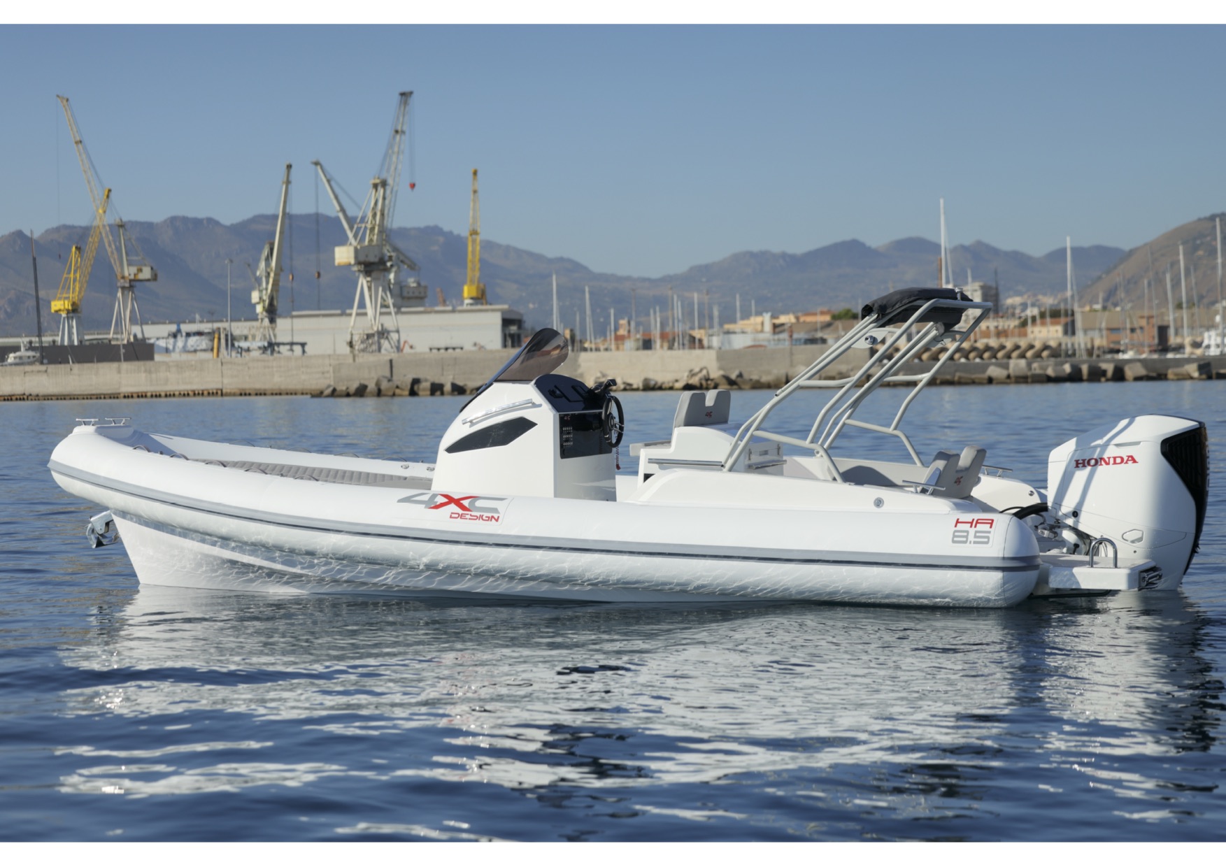 Photos du bateau HA 8.5